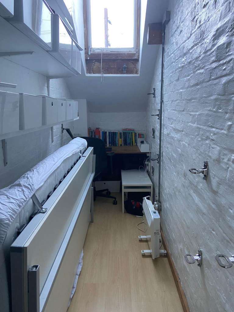 image for TINY ROOM IN MASSIVE SHARED WAREHOUSE. PERFECT FOR PIED DE TERRE