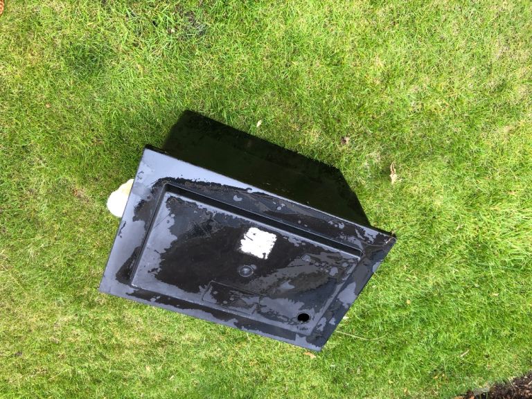 Water Tank with Float Valve for Pond or Garden Use