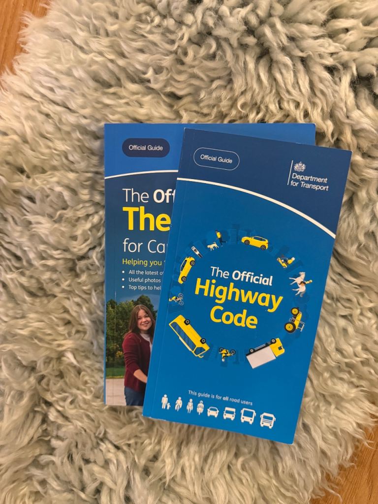 OFFICIAL Brand New DVSA Theory Test & Highway Code 