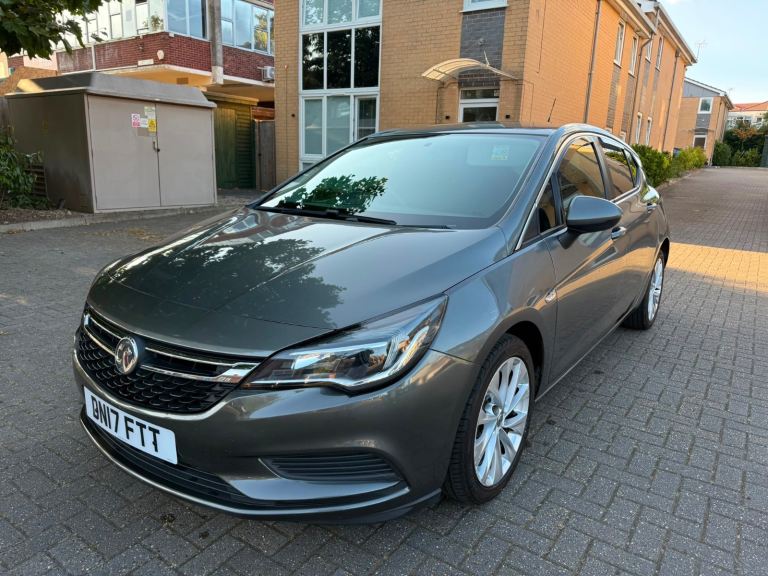 Vauxhall, ASTRA, Hatchback, 2017, Manual, 1399 (cc), 5 doors