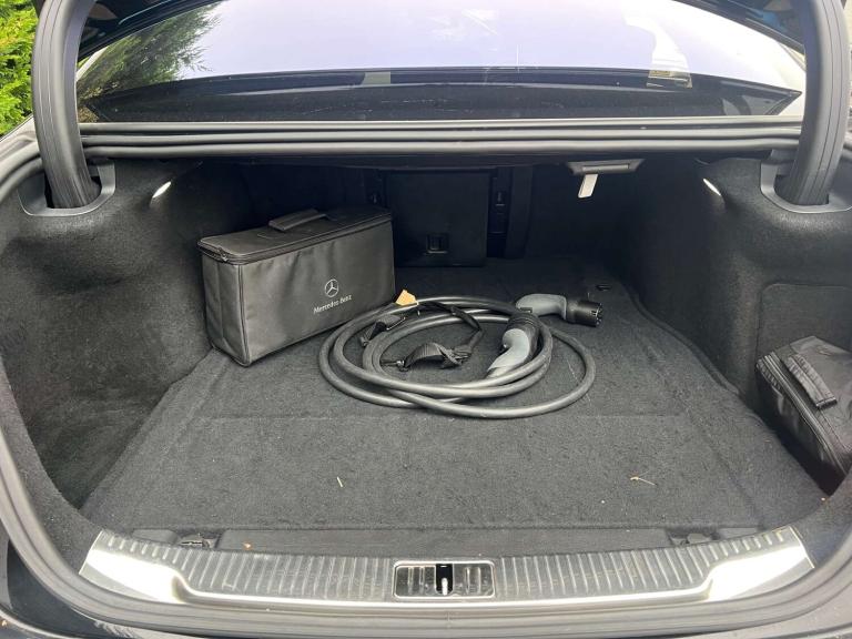 2022 Mercedes-Benz S Class 3.0 S580Le V6 28.6kWh AMG Line (Premium) Saloon 4dr Petrol Plug-in Hyb...