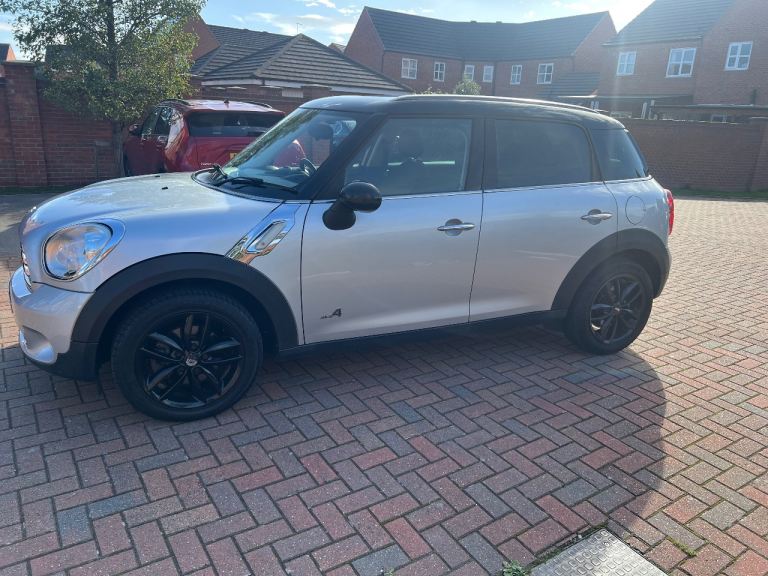 Mini, COUNTRYMAN, Hatchback, 2012, Manual, 1598 (cc), 5 doors