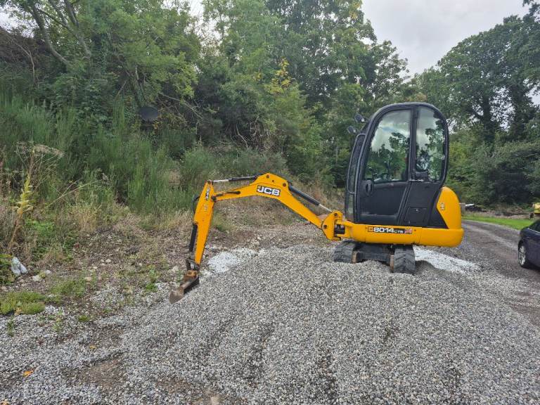 JCB Mini Digger 8014
