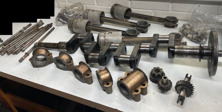 1920's Bentley 3 Litre Pistons, Conrods and Crankshaft