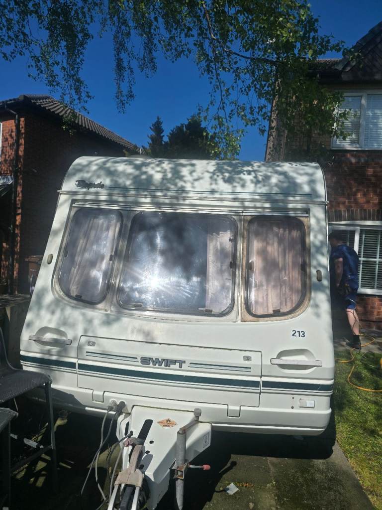 Swift rapide caravan