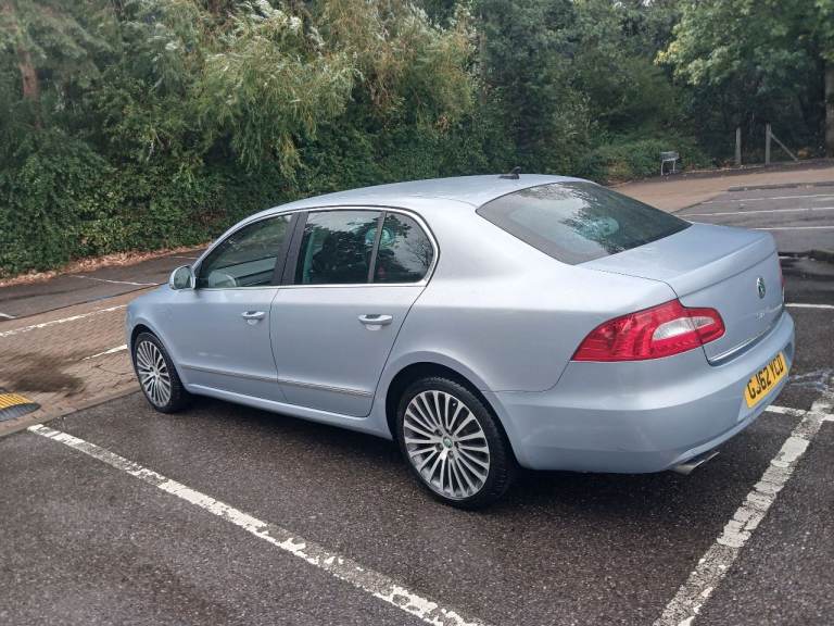 Skoda, SUPERB, Hatchback, 2012, Semi-Auto, 1968 (cc), 5 doors