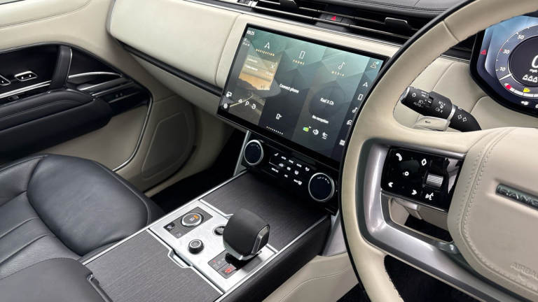 2023 Land Rover Range Rover 3.0 D300 MHEV Autobiography SUV 5dr Diesel Auto 4WD Euro 6 (s/s) (300...