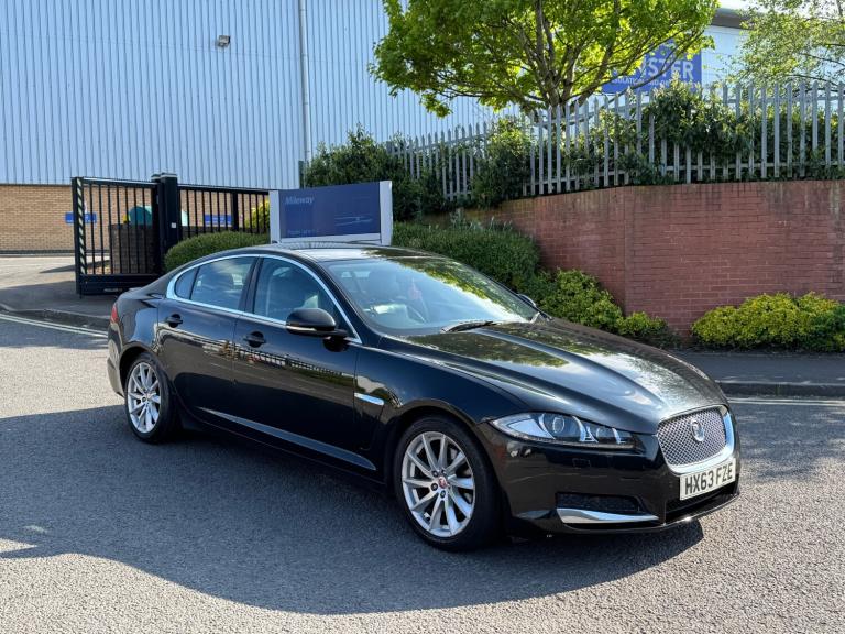 2013 Jaguar XF 2.2d [200] Premium Luxury 4dr Auto SALOON Diesel Automatic