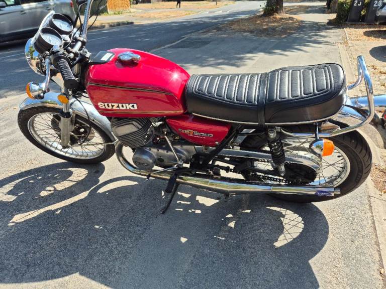 Suzuki, GT500 1975, 