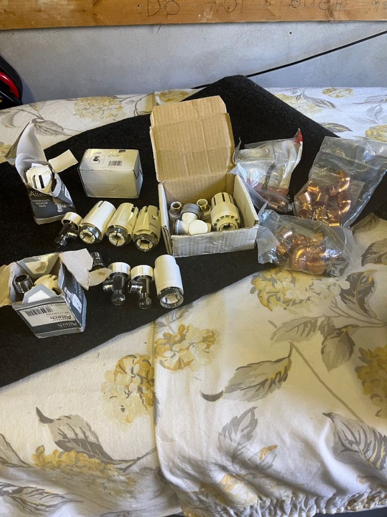 Radiator valves 