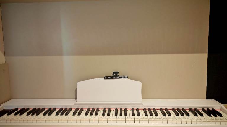 White electric digital piano 