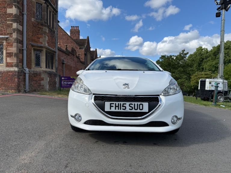 Peugeot, 208, Hatchback, 2015, Manual, 1199 (cc), 3 doors