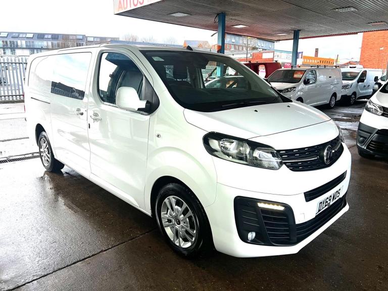 2019 Vauxhall Vivaro 2.0 Turbo D 3100 Sportive Crew Van L2 H1 Euro 6 (s/s) 5dr PANEL VAN Diesel M...
