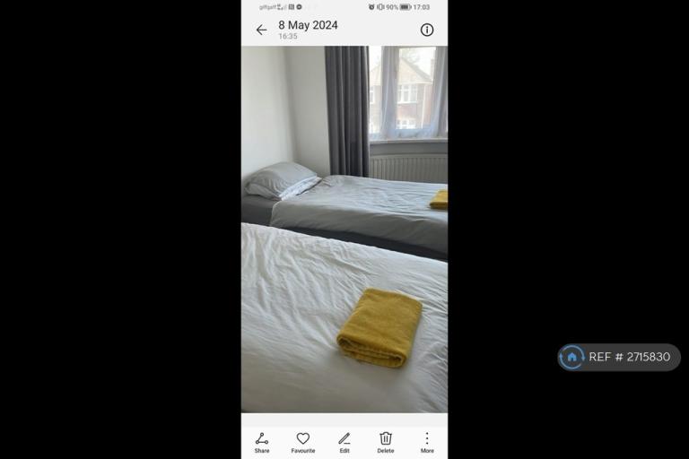 1 bedroom in Hollinwell Avenue, Nottingham, NG8 (#2715830)