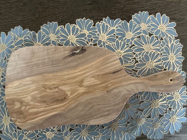 Chopping board size 38cmx17 cm