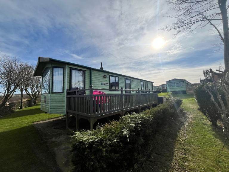 Bargain Static Holiday Home - Robin Hoods' Bay