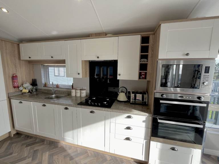 Luxury twin lodge for sale at Newquay Holiday Park, Cornwall TR8 4HS - Excellent condition