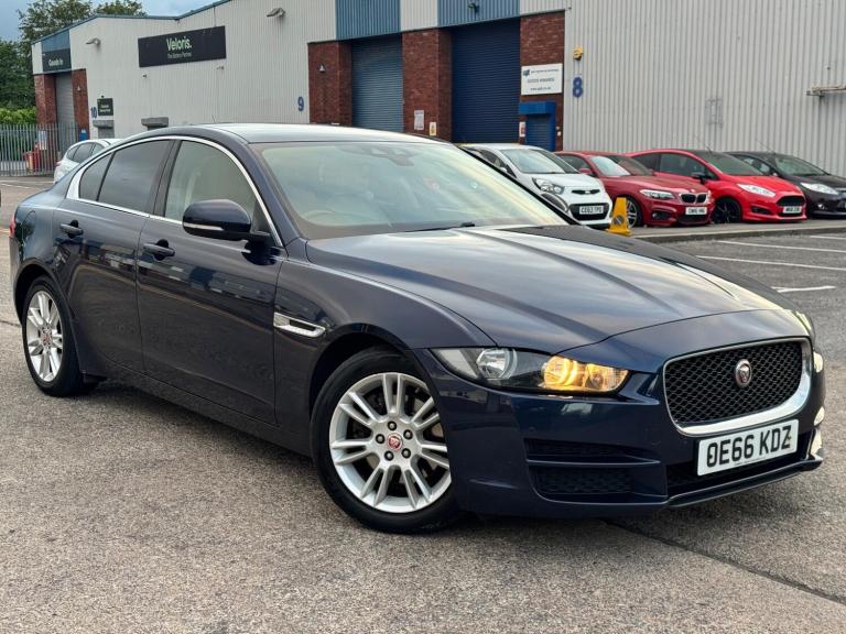 2016 Jaguar XE 2.0d Prestige Auto Euro 6 (s/s) 4dr SALOON Diesel Automatic