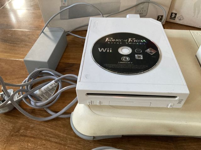 wiiセット Nintendo Wii Fit kit | in Harrow, London | Gumtree