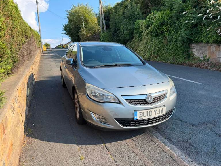 Vauxhall, ASTRA, Hatchback, 2010, Manual, 1598 (cc), 5 doors