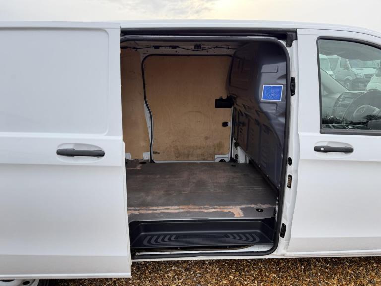 2020 Mercedes-Benz Vito 114CDI Pure Van PANEL VAN DIESEL Manual