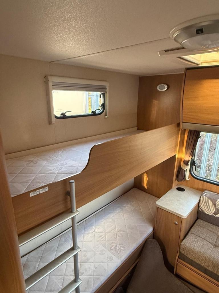 2011 Swift Fairway 565 6 Berth fixed bunk beds