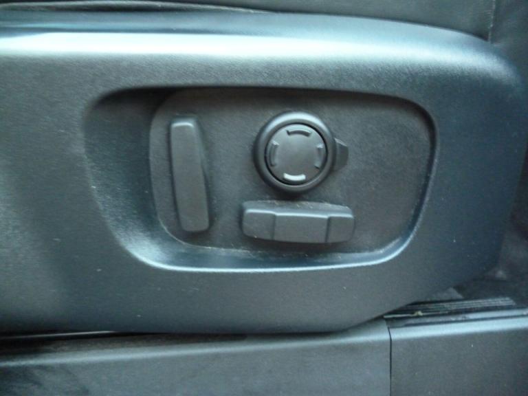 2019 Land Rover Discovery 3.0 SD V6 HSE Auto 4WD Euro 6 (s/s) 5dr ESTATE Diesel Automatic