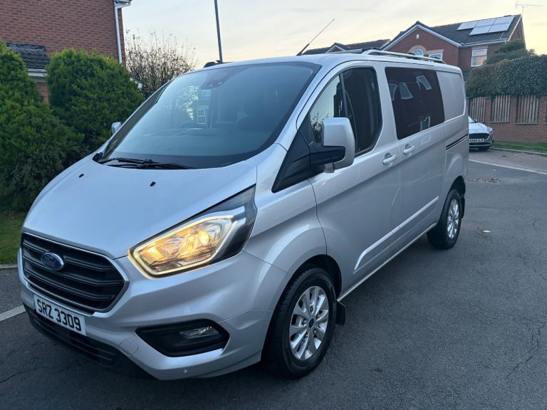 Ford, TRANSIT CUSTOM, double cab, 2022, Manual, 1996 (cc)