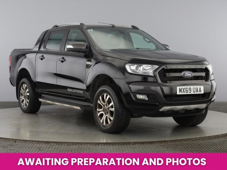 Ford Ranger TDCI 200 WILDTRAK 4X4 DOUBLE CAB WITH ROLL'N'LOCK TOP AUTO