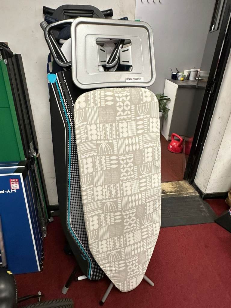 Ironing Board with Steam Iron Rest 