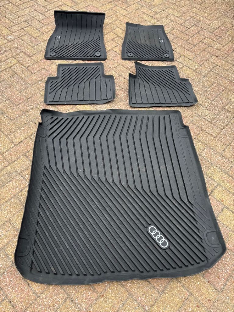 2025 Audi Saloon Mat set 