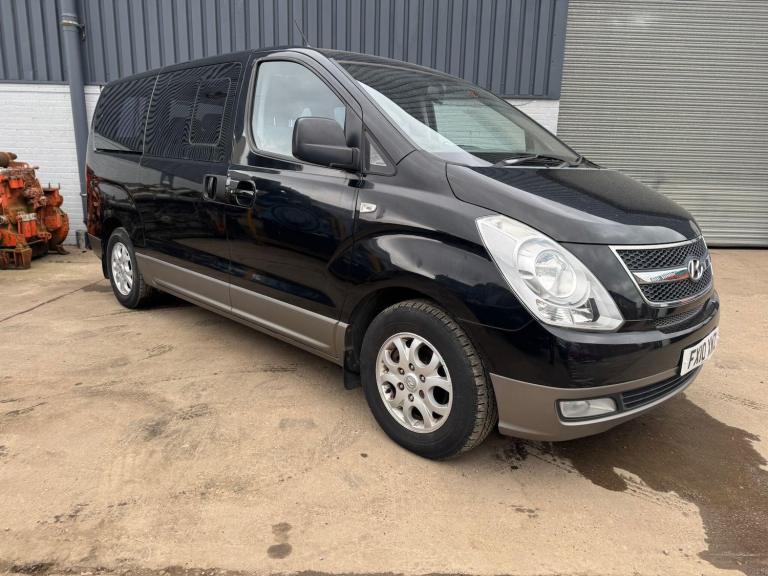 2010 Hyundai i800 2.5 CRDi Style 5dr MPV DIESEL Manual