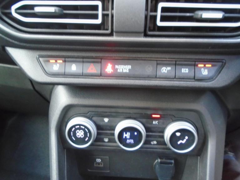 2023 Dacia Jogger 1.0 TCe Extreme SE 5dr MPV PETROL Manual