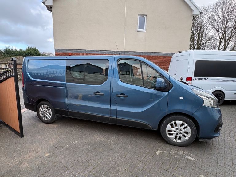 Renault, TRAFIC, Window Van, 2017, Manual, 1598 (cc)