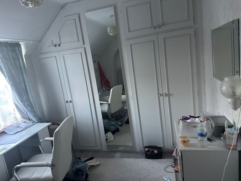 Two room to rent one double and one single 