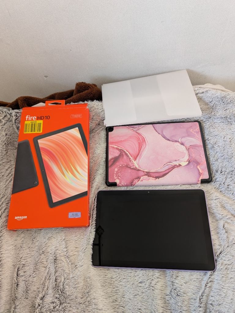 Amazon Fire HD 10 (13th generation) excellent condition 