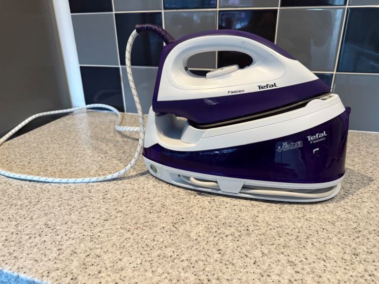 image for TEFAL FASTEO STEAM IRON