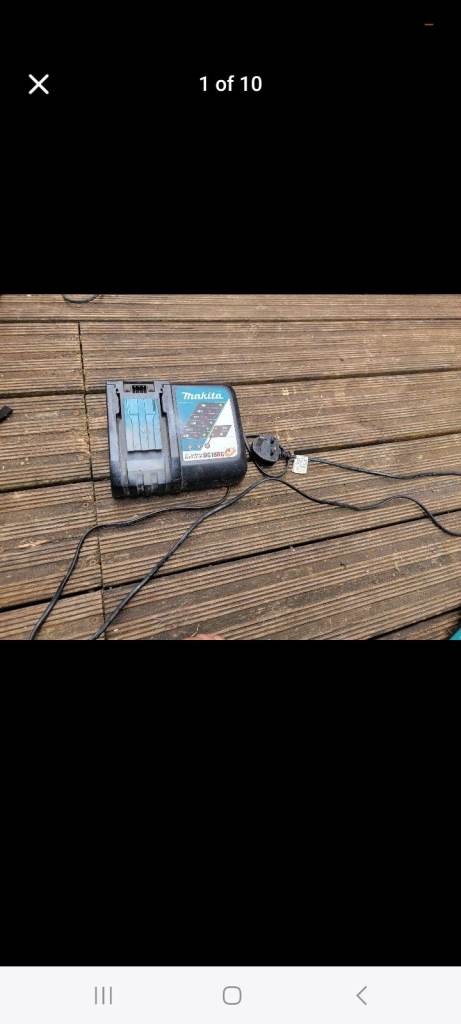 A makita 18v fast charger