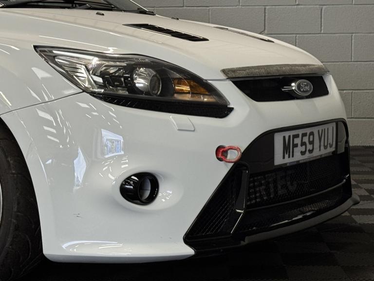 FORD FOCUS 2.5 RS White Manual Petrol 2009