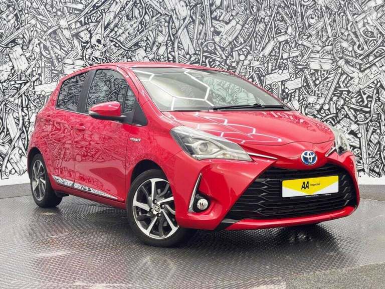 2018 Toyota Yaris 1.5 VVT-h Excel Hatchback 5dr Petrol Hybrid E-CVT Euro 6 (s/s) (15in Alloy) Hat...
