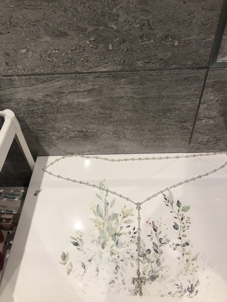 Jewellery cross necklace 