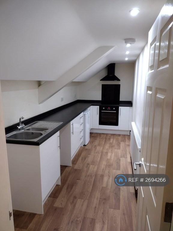 1 bedroom flat in Albert Road, Middlesbrough, TS1 (1 bed) (#2694266)