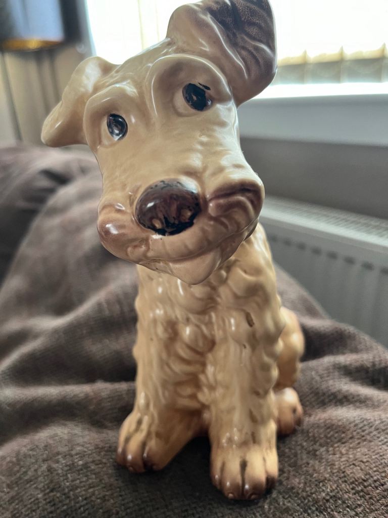 Sylvac Tan Sitting Terrier Dog