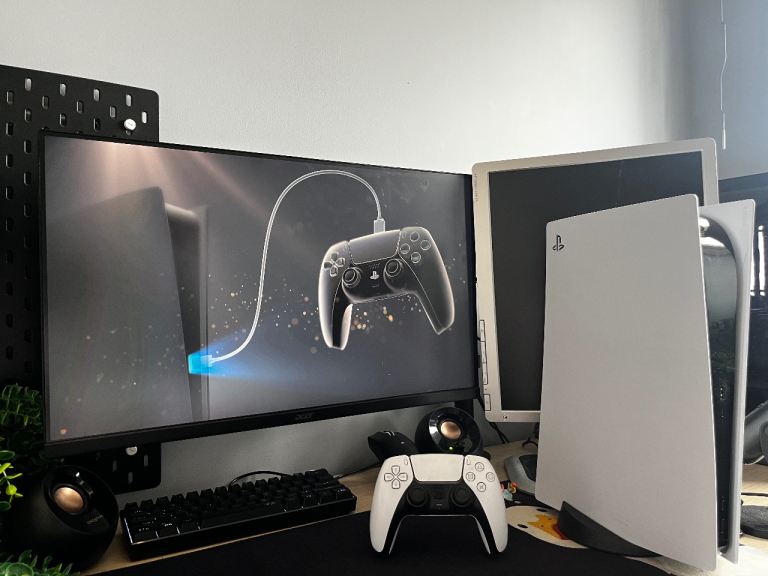 Sony PlayStation 5 Console & Controller – Good Condition