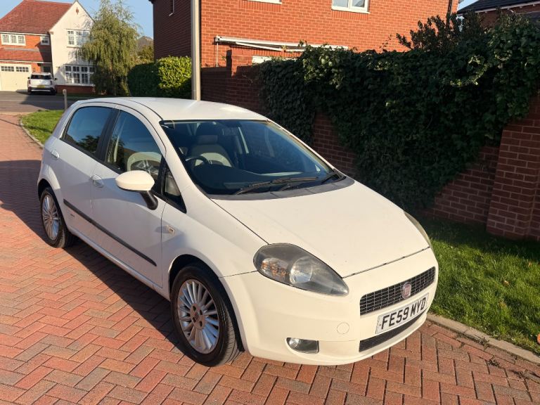 Fiat, GRANDE PUNTO, Hatchback, 2009, Manual, 1368 (cc), 5 doors