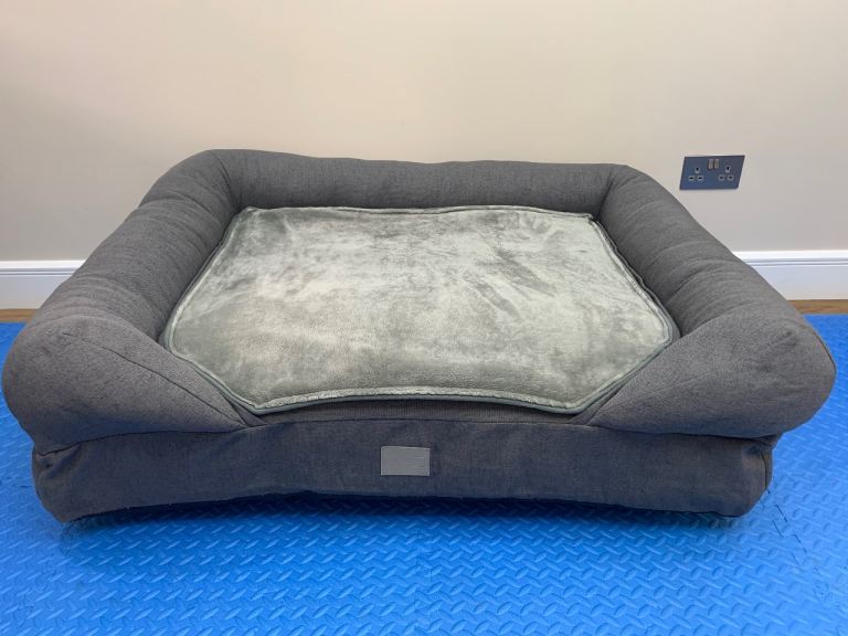 Luxury Extra Large Dog Bed - Alfie & Lu