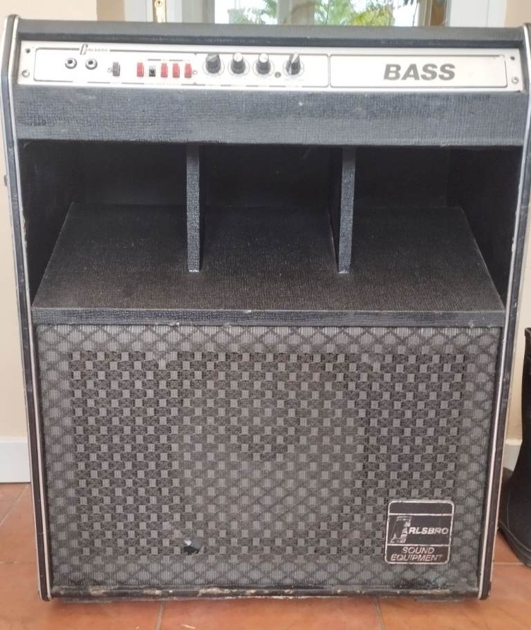Carlsbro stingray bass guitar combo