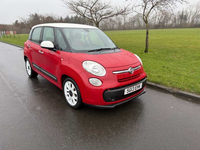 FIAT 500L POP STAR 1.6L (2013) £35 tax Start/stop year mot 5 door.