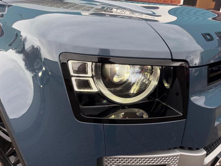 2020 Land Rover Defender 110 3.0 D300 MHEV SE Hard Top SUV Auto 4WD MWB Euro 6 (s/s) 5dr PANEL VA...