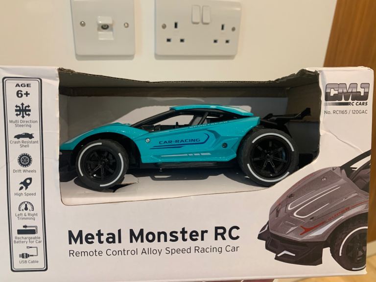 Remote control car: metal monster 
